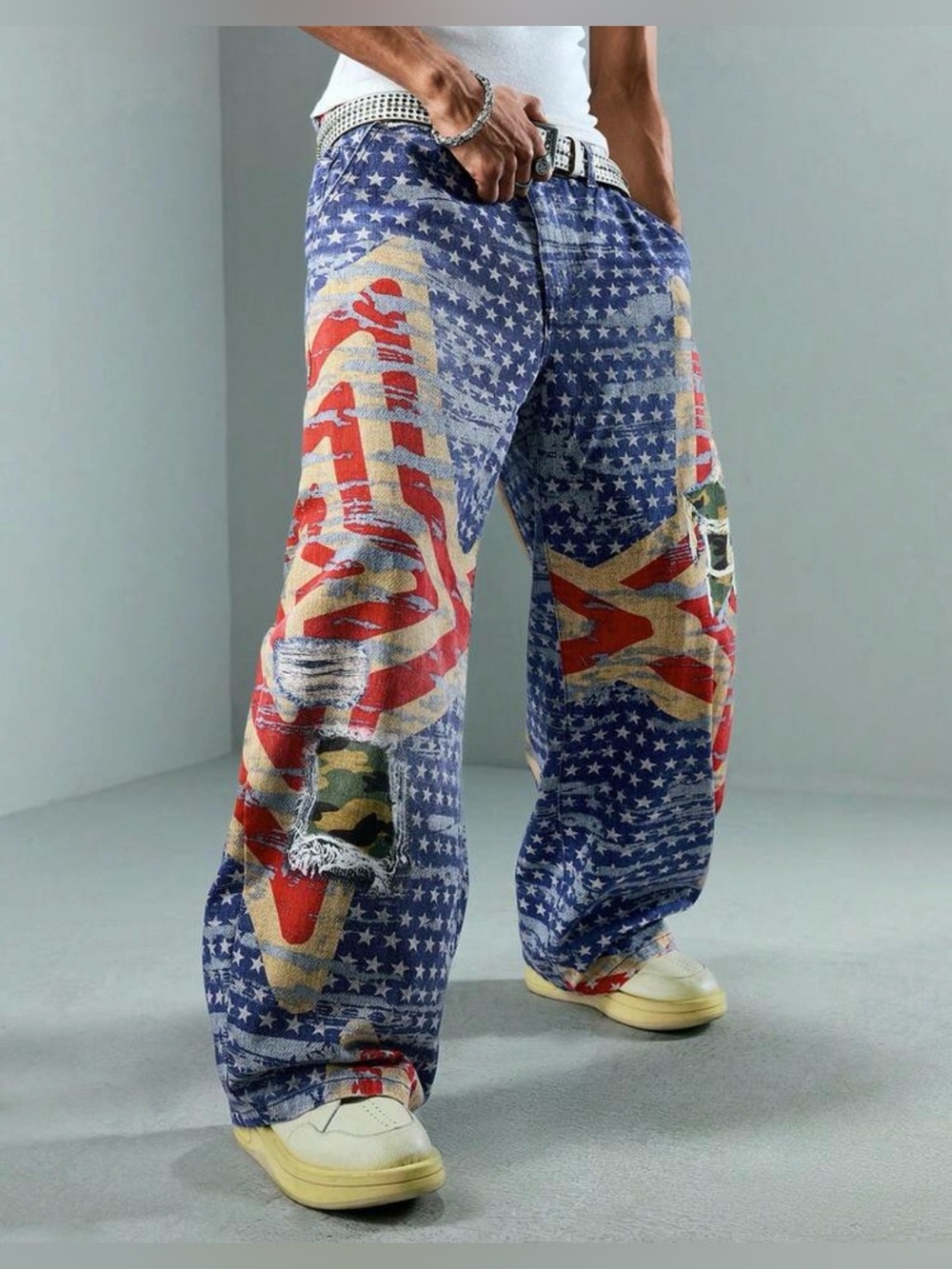 ROMWE Blue Flag Print Relaxed Jeans with Red Accents